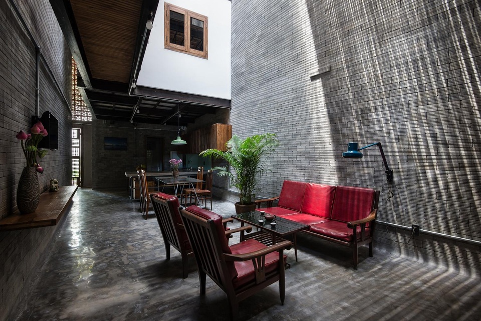 Độc đáo ngôi nhà mang phong cách thiền tĩnh lặng giữa lòng Sài Gòn